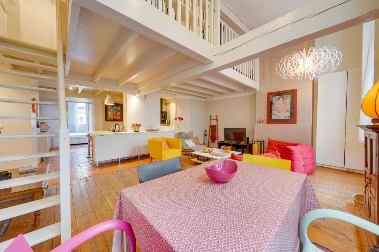 Observance 2 Bedroom Duplex Apartment Бордо Екстер'єр фото